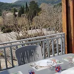 Entier, 150 M De La Apartment *